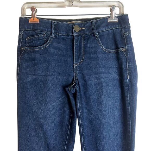 Democracy dark wash boot cut jeans. Size 6 - Picture 2 of 10